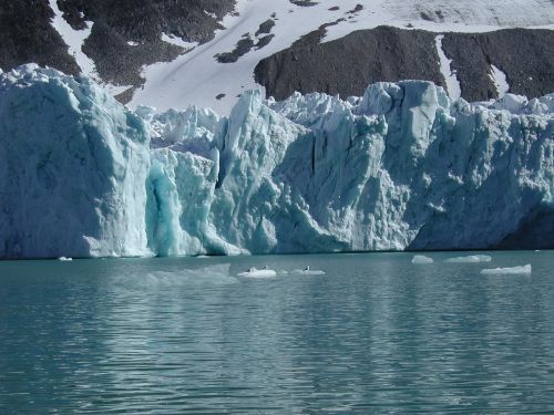spitsbergen glacier ice