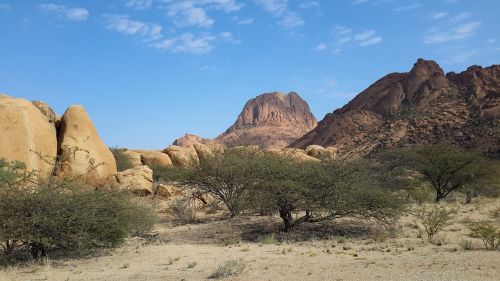 spitzkoppe mountains namibia