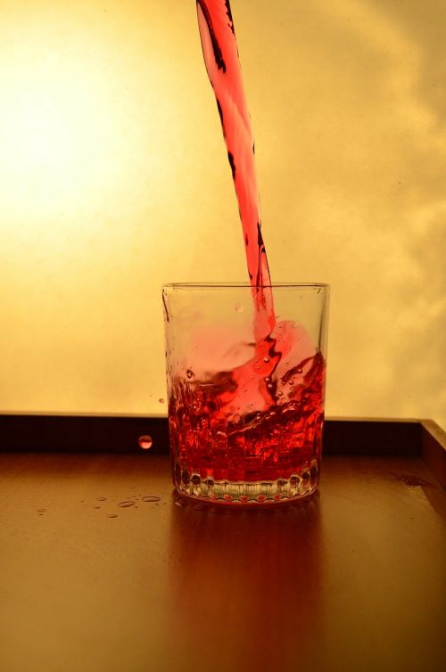 splash glass liquid