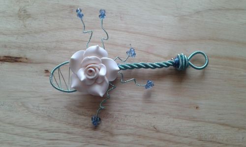 spoon wire flower