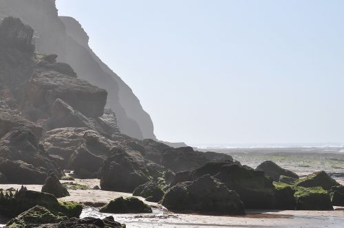 spray ocean rocky coast