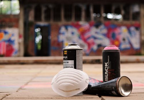 spray cans graffiti sprayer