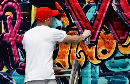 sprayer graffiti mural