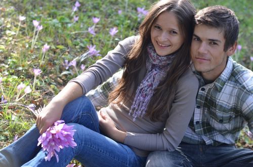 spring love young couple