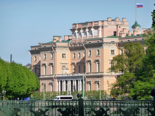 st petersburg famous sightseeing mikhailovsky palace