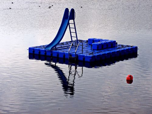 stadtparksee lake play pontoon children