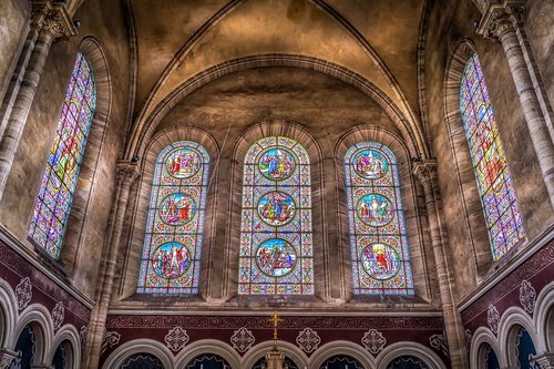stained  glass  window