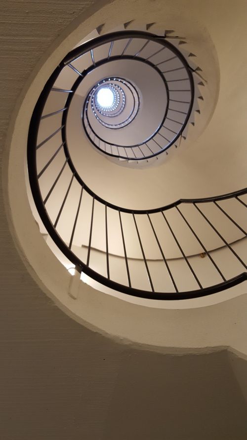 staircase light infinite