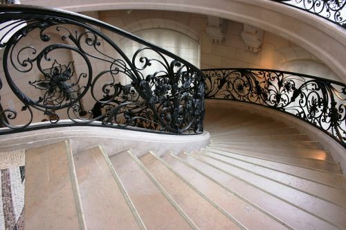 staircase art nouveau petit palais