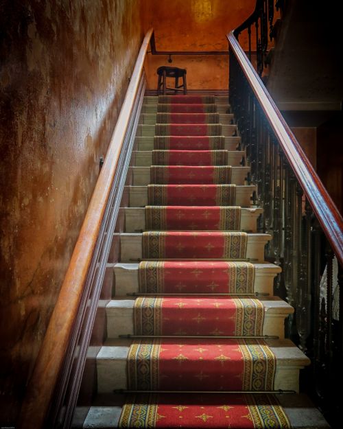 stairs carpet antique
