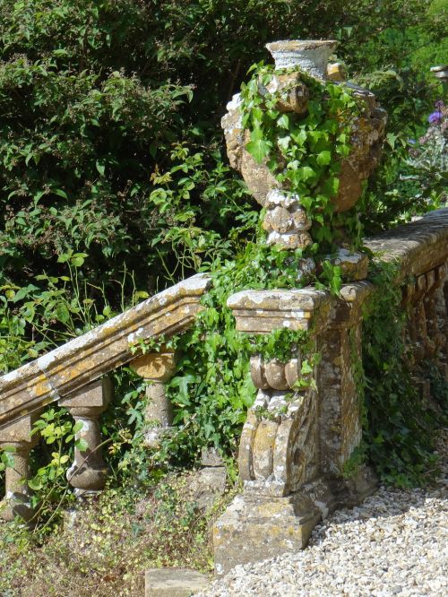 stairs ivy romance