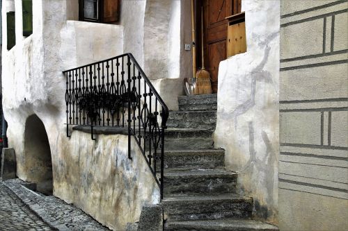 stairs railing kamienica