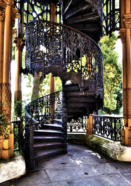 stairs castle garden