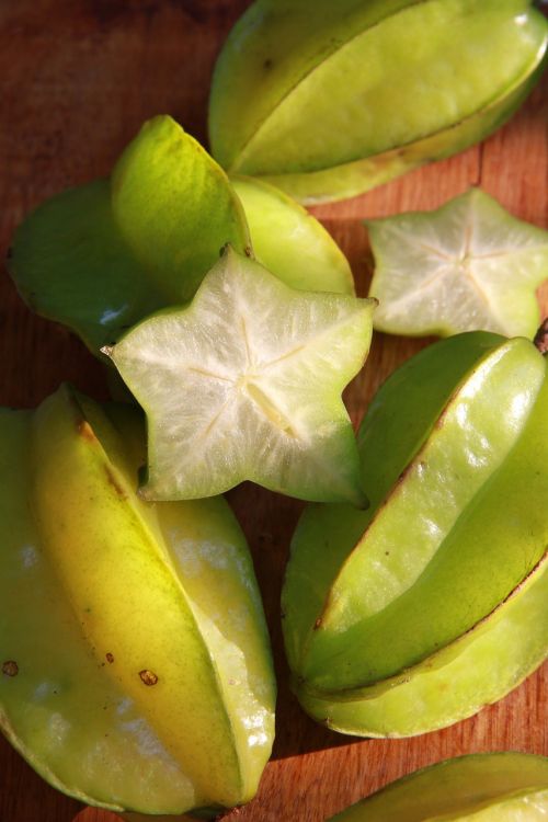 starfruit green fruit