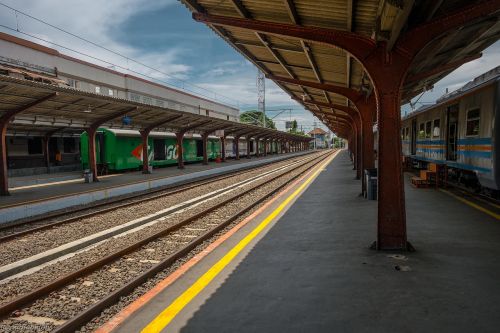 station train sky