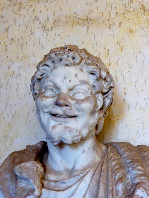statue smiling marble