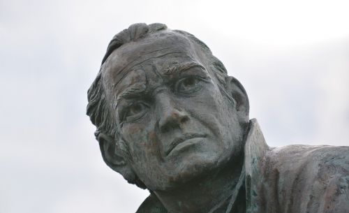 statue face bust