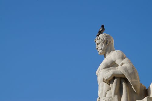 statue picture cadiz