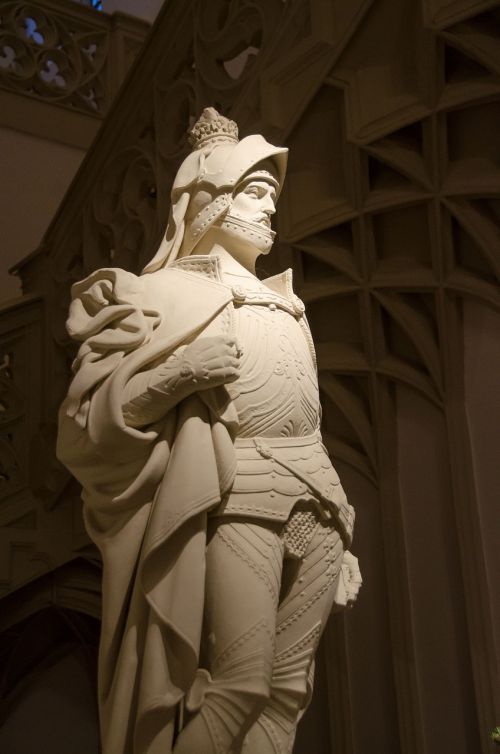 statue knight figure