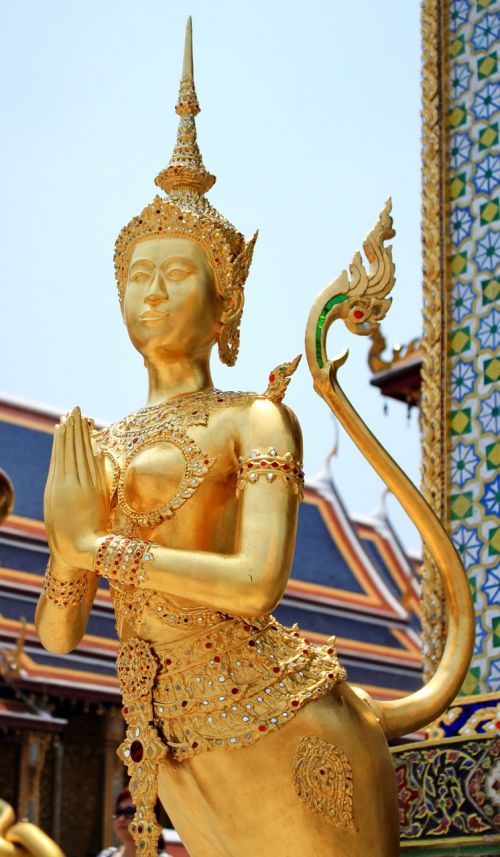 statue temple of the emerald buddha thailand