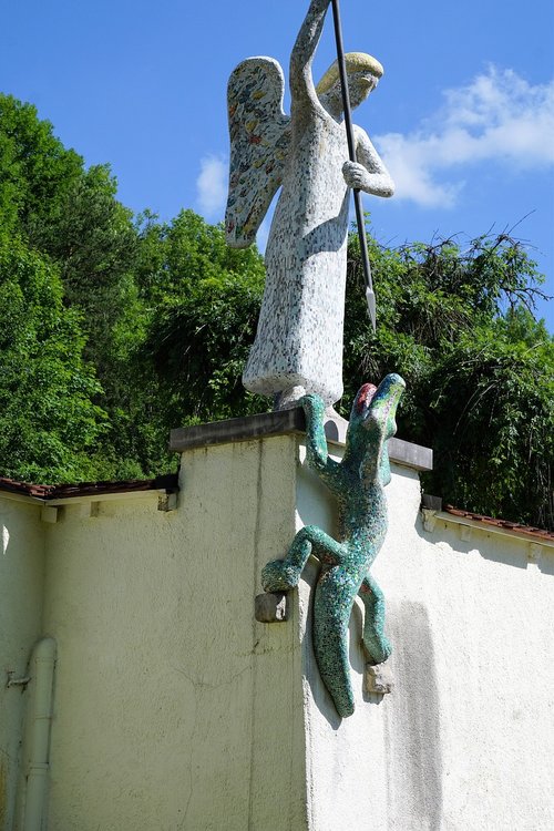 statue  travel  sculpture