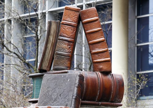 statue  big  books