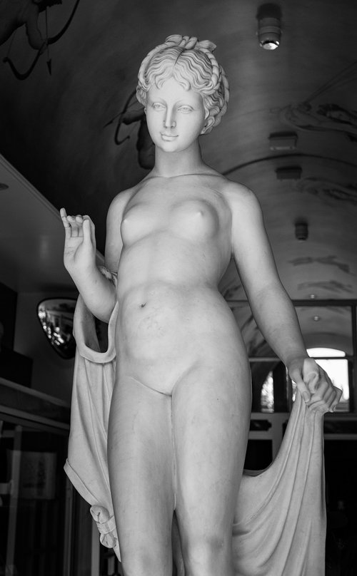 statue  woman  breast