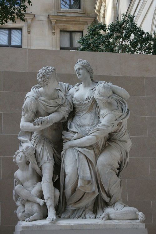 statue antique sculpture