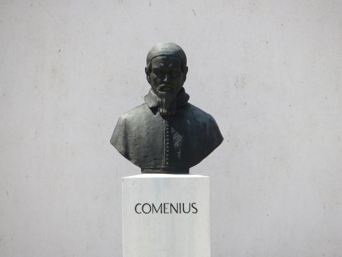 statue bronze monument