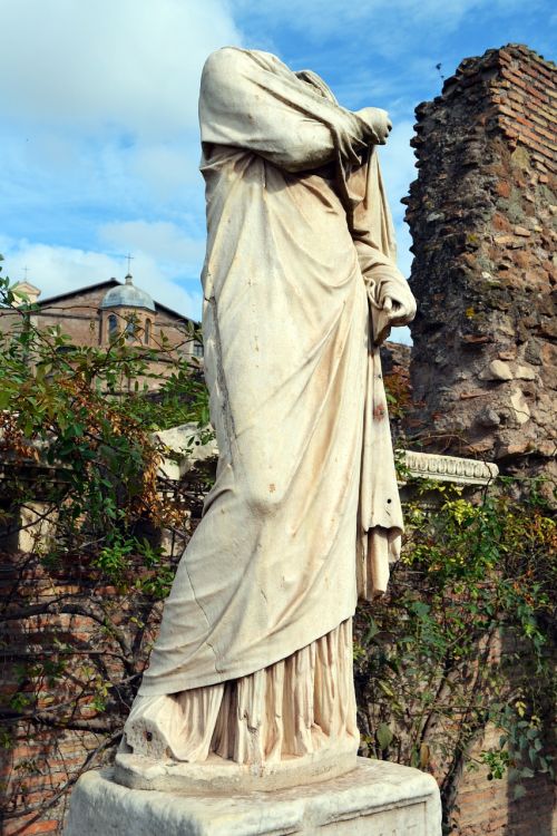statue headless rome