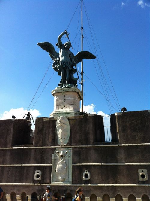 statue angel italy