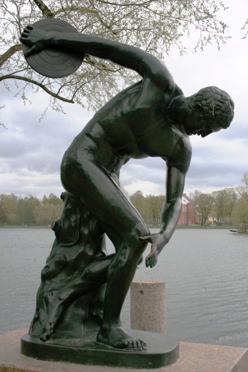Statue Of Discuss Thrower