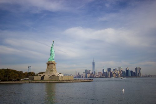 statue of liberty  manhattan  usa