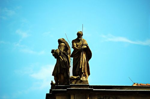 statues ludwigslust-parchim castle