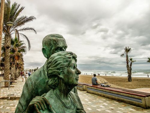 statues alicante mediterranean sea