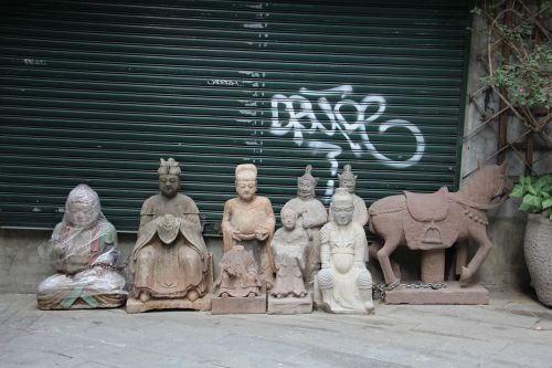 statues market hong kong