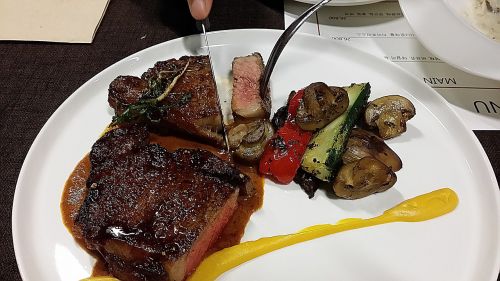 tenderloin steak steak beef dishes