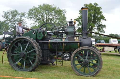 steam engine traction engine