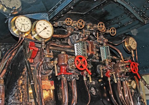 steam engine  mallard  national rail museum