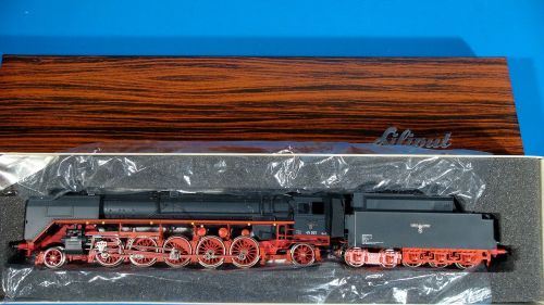 steam locomotive h0 model railway