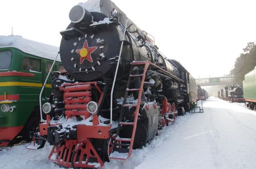 steam locomotive winter historically