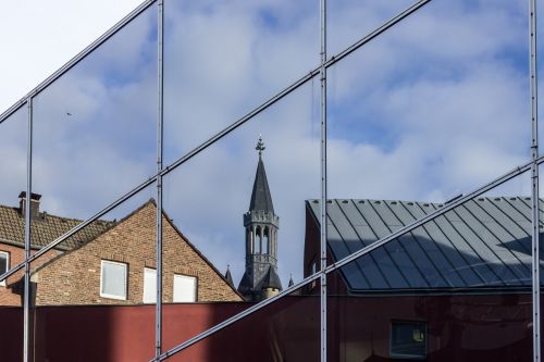 steeple tower mirroring