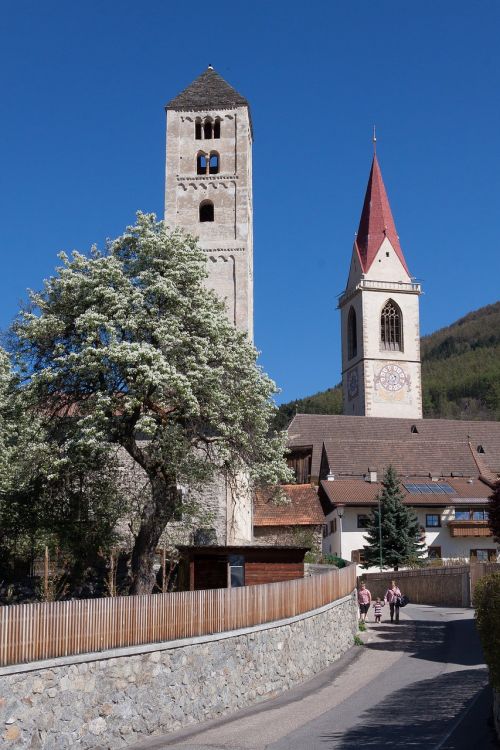 steeple rhaeto romanic gothic