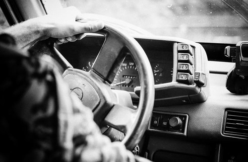 steering wheel  to manage  tour