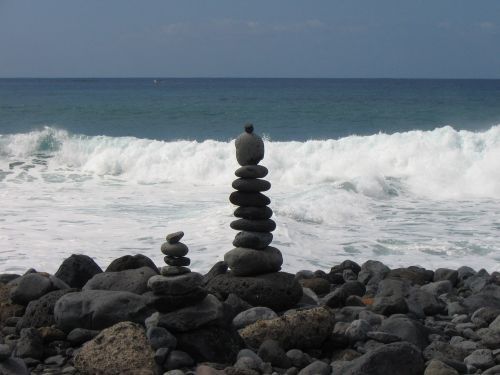 stenstaplar pebble beach tenerife