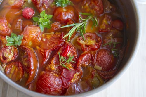 stewed tomatoes dish soup