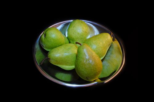 still-life pears bowl