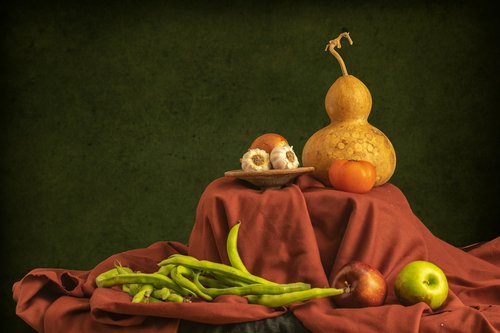 still life  vegetables  garlic