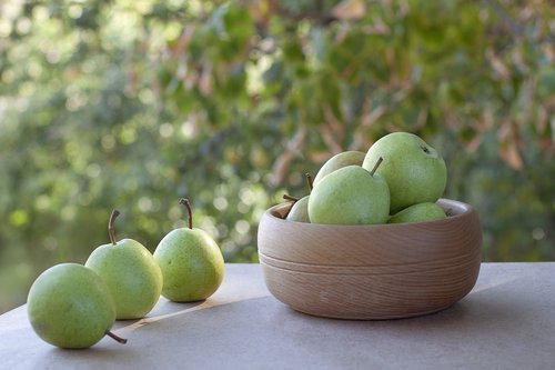 still life  pears  vitamins