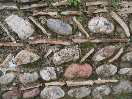 stone wall pattern